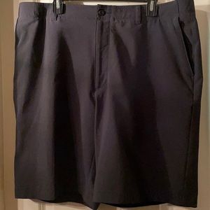 PGA Tour Men’s Shorts-Size 38